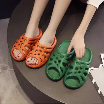 Новые женские тапочки с черепами, лето 2025 г., корейская версия паутины Канье, классные тапочки для дома, на толстой подошве, для пар, мужские тапочки 36/37 чёрный