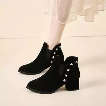 Новые женские туфли Ботильоны на молнии сзади Женские ретро-современные ботинки Женские заклепки с острым носком и квадратным каблуком Большие размеры 35