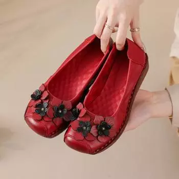 Новые женские туфли-лодочки на танкетке из натуральной кожи, на среднем каблуке, слипоны, балетки, ретро мокасины для пожилой женщины, женская обувь на плоской подошве с неглубоким вырезом 35