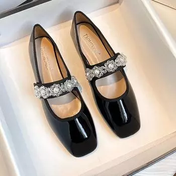 Новые женские туфли на плоской подошве, весенние красивые туфли с круглым носком и кристаллами, повседневные туфли из лакированной кожи, без застежек, большие размеры 33-43 33 чёрный