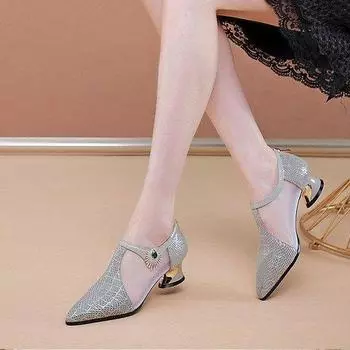 Новые женские туфли на высоком каблуке с цветочной вышивкой, крутые сапоги с острым носком на толстом каблуке и полой сеткой 35 серебряный