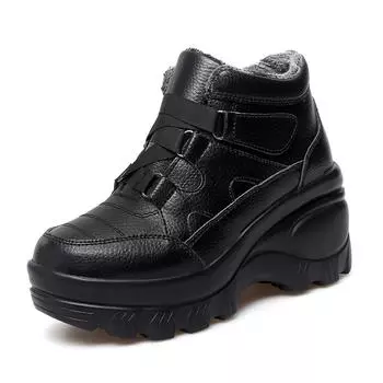 Новые зимние ботинки, женские теплые ботильоны на нескользящей платформе, зимняя плюшевая обувь на танкетке, водонепроницаемая обувь, увеличивающая рост на толстой подошве 35 красный