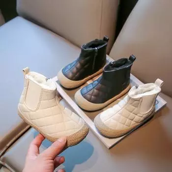 Новые зимние плюшевые зимние сапоги и толстые противоскользящие детские хлопковые сапоги 24 чёрный