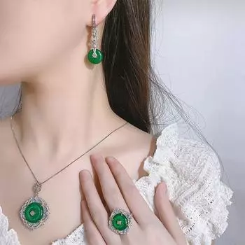 Новый комплект ювелирных изделий Аксессуары Имитация натурального императорского зеленого халцедона Серьги Ожерелье Кольцо Защитная пряжка Женский Винтаж Премиум