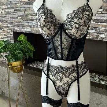 Новый легкий и тонкий черный кружевной пояс для чулок с рыбьей костью, комплект из четырех предметов нижнего белья S