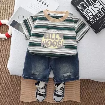 Комплект из 2 предметов для мальчиков из хлопка - Полосатая футболка с коротким рукавом с принтом букв + Джинсовые шорты Высококачественный повседневный наряд-6М-5Л 6-12m темно-зеленого