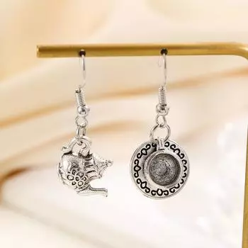 Новый мини-чайник в стиле ретро, забавные асимметричные серьги с дизайном чашки чая 1 pair