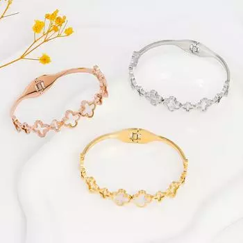 Новый модный браслет из нержавеющей стали с четырьмя листами клевера, неувядаемый браслет высокого класса с подвеской для друга, лучший подарок для друзей золотой