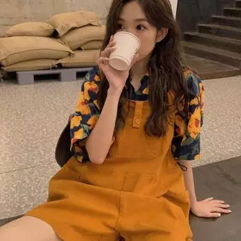Новый модный повседневный женский костюм, летняя свободная рубашка с цветочным принтом в стиле ретро + комбинезон, шорты, шикарный и элегантный женский комбинезон, комбинезон Y2k 2XL жёлтый