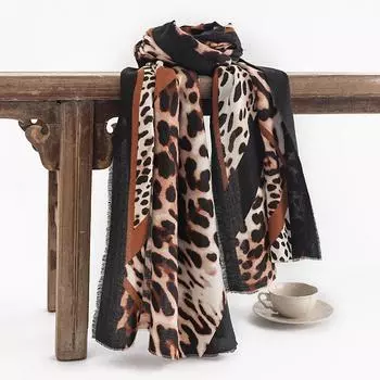 Новый осенне-зимний шарф с леопардовым принтом, модный и универсальный для поездок на работу, защита шеи от холода и удлиненная теплая шаль с принтом 65*180cm