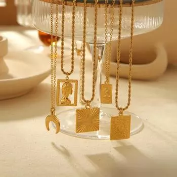 Новый ретро-дизайн, квадратная подвеска в виде солнца из нержавеющей стали 18 карат с золотым покрытием, модное ожерелье для женщин