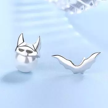 Новый стиль Бэтмена начинается с тайны, простого характера, темперамента, сережек-гвоздиков в японском стиле