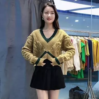 Новый стиль ленивый утолщенный жареный пуловер из переплетенных нитей теста женский осенне-зимний свободный короткий дизайн с ощущением V-образного выреза свитер топ one size белый