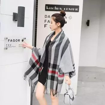 Новый стиль с рукавами вязаная женская шаль двухсторонняя накидка жакет клетчатый трикотажный утолщенный теплый и приятный для кожи кардиган one size чёрный