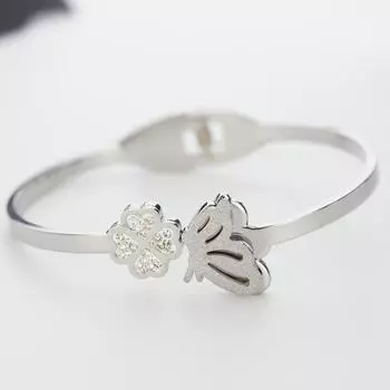 Новый темперамент, дикий четырехлистный клевер, бабочка, матовый инкрустированный циркониевыми листьями, титановая сталь, может быть открытым женским браслетом розового золота