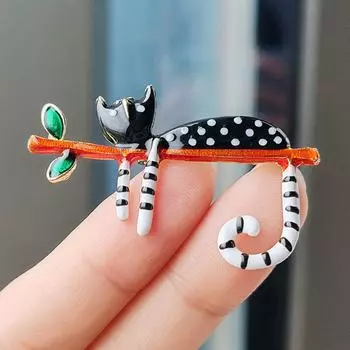 Новый зажим для свитера со стразами, пряжка для накидки из сплава, зажим для воротника, зажим для шарфа, европейский и американский зажим для талии, фиксированная брошь One Size чёрный