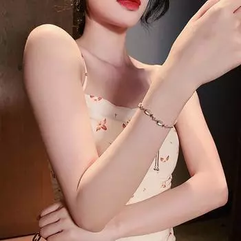 Новый женский браслет в форме рыбы, браслет из титановой стали, медного сплава, нишевый дизайн, простая мода, классика, тренд, украшения для рук