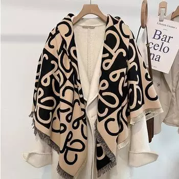 Новый женский модный искусственный кашемировый осенне-зимний теплый большой квадратный шарф двухсторонний шарф с кисточками шаль с кондиционером 130*128cm