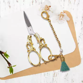 Ножницы для шитья и поделок B