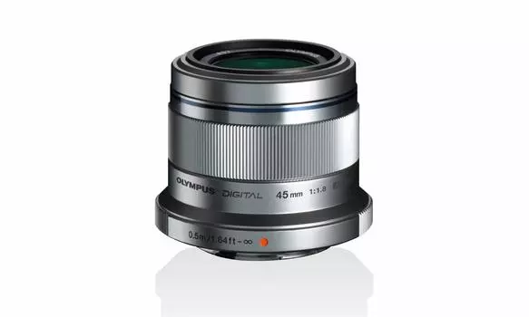 Объектив OLYMPUS Single Focus DIGITAL 45 мм серебристый M.ZUIKO F1.8 серебряный