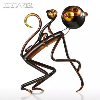 Обезьяна носит детскую металлическую скульптуру, железную абстрактную современную украшение для дома, подарок