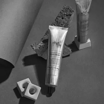 Objet by Kundal Aromatique Perfume Hand Cream Woody & Galbanum 70 мл, корейская косметика с приятным ароматом