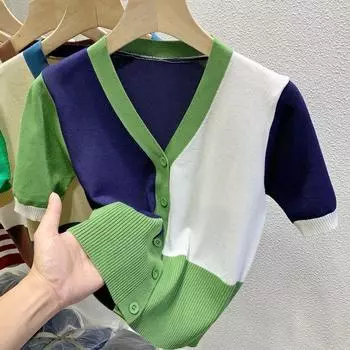 Облегающий вязаный топ с V-образным вырезом для женщин. Летняя футболка с короткими рукавами. M