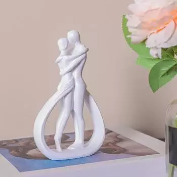 Обнимающаяся пара, обнимающая мужчин и женщин, статуэтка из смолы, скульптура для домашнего офиса, свадебной вечеринки золотистый