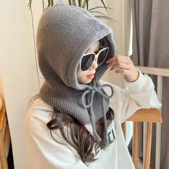 Обязательная зимняя мода 2023 года: Популярные шапки-балаклавы зелёный