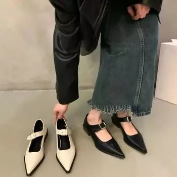 Обувь Белые пряжки Кожаные сандалии с острым носком и низким каблуком для женщин Римский стиль Женская обувь Летняя обувь F по акции 35