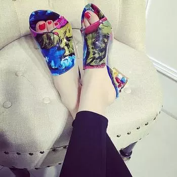 Обувь большого размера с открытым носком, женская обувь большого размера, толстый каблук, однотонная женская обувь, темпераментные карамельного цвета, классные тапочки на среднем каблуке 35 белый