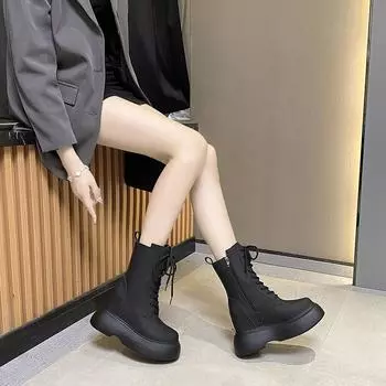 Обувь Черные женские ботинки полуботинки для женщин на очень высоком каблуке танкетка платформа до середины голени Gyaru новые водонепроницаемые ботинки из искусственной кожи готические 34