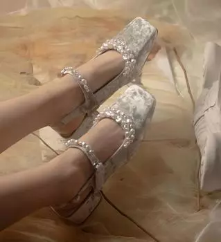 Обувь Diamond Summer 2024 Стразы Босоножки для женщин Квадратный каблук Женские туфли Средние черные закрытые дизайнерские босоножки Распродажа H 35