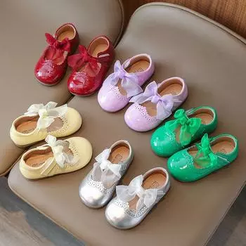 Обувь для девочек Детские кожаные туфли маленького размера Новые туфли принцессы на мягкой подошве для девочек Средние детские туфли с бантом 21 серебряный