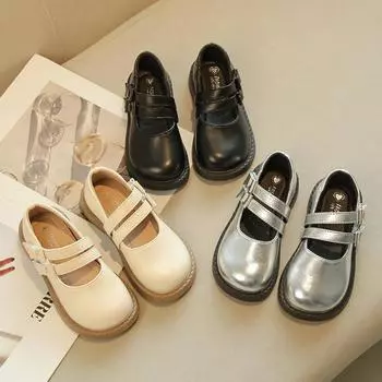 Обувь для девочек. Детские универсальные туфли принцессы. Новые осенние кожаные туфли на мягкой подошве для девочек. Черные одинарные туфли. 26 серебряный