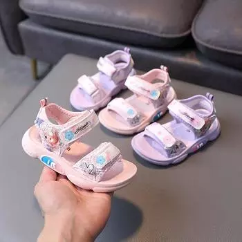 Обувь для девочек, новые летние яркие легкие сандалии для старых маленьких девочек, нескользящая обувь принцессы на мягкой подошве, пляжная обувь 22 розовый