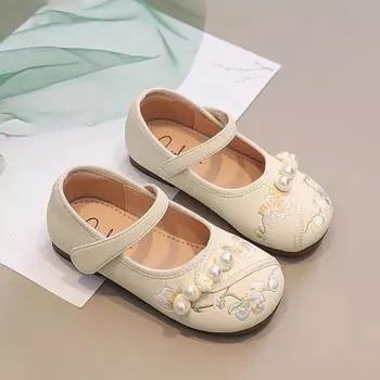 Обувь для девочек, обувь ханьфу, детская юбка с конским лицом, весенне-осенняя маленькая кожаная обувь, обувь с вышивкой в старинном стиле. 23 белый