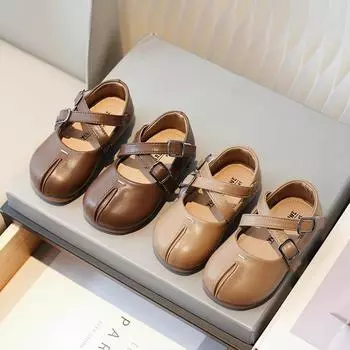 Обувь для девочек ThreeThree, весенне-осенняя модная детская обувь из мягкой кожи, легкая дышащая обувь принцессы для девочек 24 коричневый