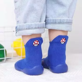 Обувь для новорожденных мальчиков, нескользящие носки-тапочки для девочек, мягкая резиновая подошва, пинетки для кроватки, детские кроссовки 20/21