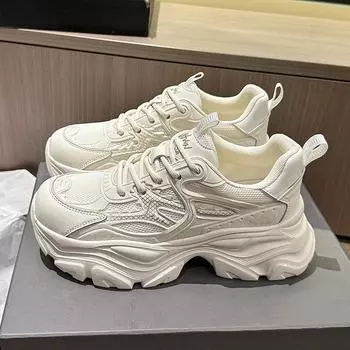 Обувь для папы из натуральной кожи, новая женская обувь на платформе, увеличивающая рост, легкие повседневные кроссовки 35 чёрный