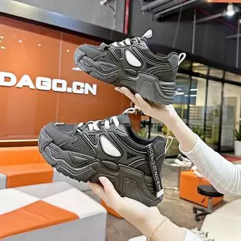 Обувь для папы, женская, осенняя, новая, супер горячая, взрывная, повседневная обувь на платформе, маленькая, универсальная, спортивная обувь 35 чёрный