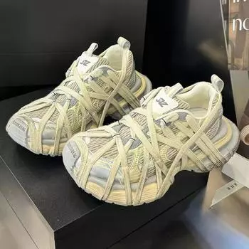 Обувь для папы, женские дышащие повседневные кроссовки для бега, старые спортивные туфли с толстой подошвой, увеличивающие высоту одинарного ботинка 35 чёрный