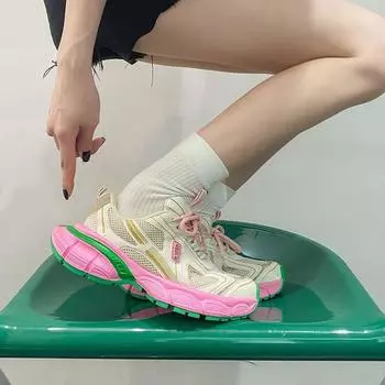 Обувь для папы, женские летние новые дышащие тонкие нишевые кроссовки с толстой подошвой и сетчатым лифтом 35 чёрный
