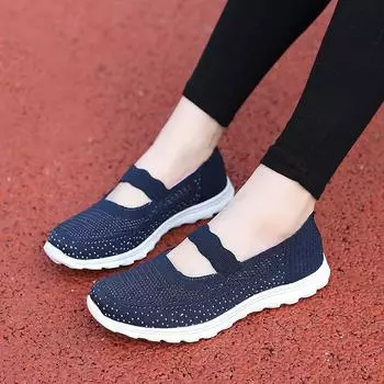Обувь для пожилых женщин, нескользящая подошва, обувь для ходьбы среднего и пожилого возраста, ****** и осенняя обувь для мам, спортивная обувь, старая ******* тканевая обувь 35 чёрный