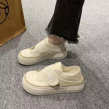 Обувь для женщин Низкие кроссовки из вулканизированной парусины на платформе Черные балетки Теннисные женские классические студенческие маленькие белые туфли 35 бежевый