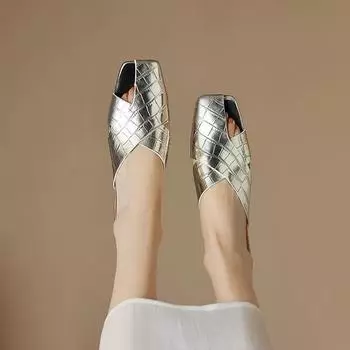 Обувь Нескользящие плоские женские тапочки и сандалии женские удобные уникальные дешевые ликвидация новая коллекция повседневные шлепанцы 35