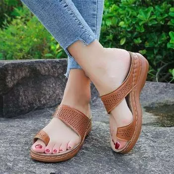 Обувь новые женские туфли большого размера ретро босоножки на танкетке женские босоножки с мыском 35 красный