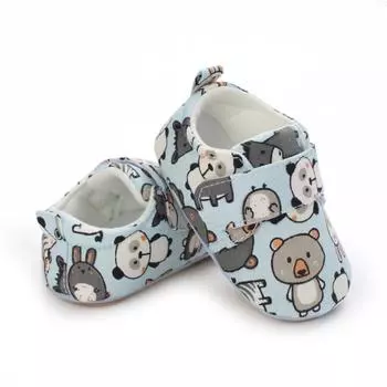 Обувь с мультяшным принтом для новорожденных мальчиков и девочек, нескользящая домашняя обувь на мягкой подошве для кроватки, весенне-осенние кроссовки с милыми животными, первые ходунки S