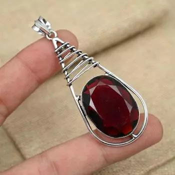 Очаровательный кулон ручной работы из стерлингового серебра 925 пробы с красным гранатом для женщин 2.75 Inches красный