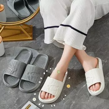 Очаровательный медведь - тематические парные тапочки: Сандалии с противоскользящими свойствами для ванны, дома, пляжа и улицы 36-37 зелёный